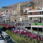 Procession devant l'église San Francisco de La Paz